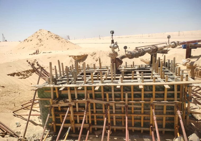 رأس بئر وأعمال خطوط